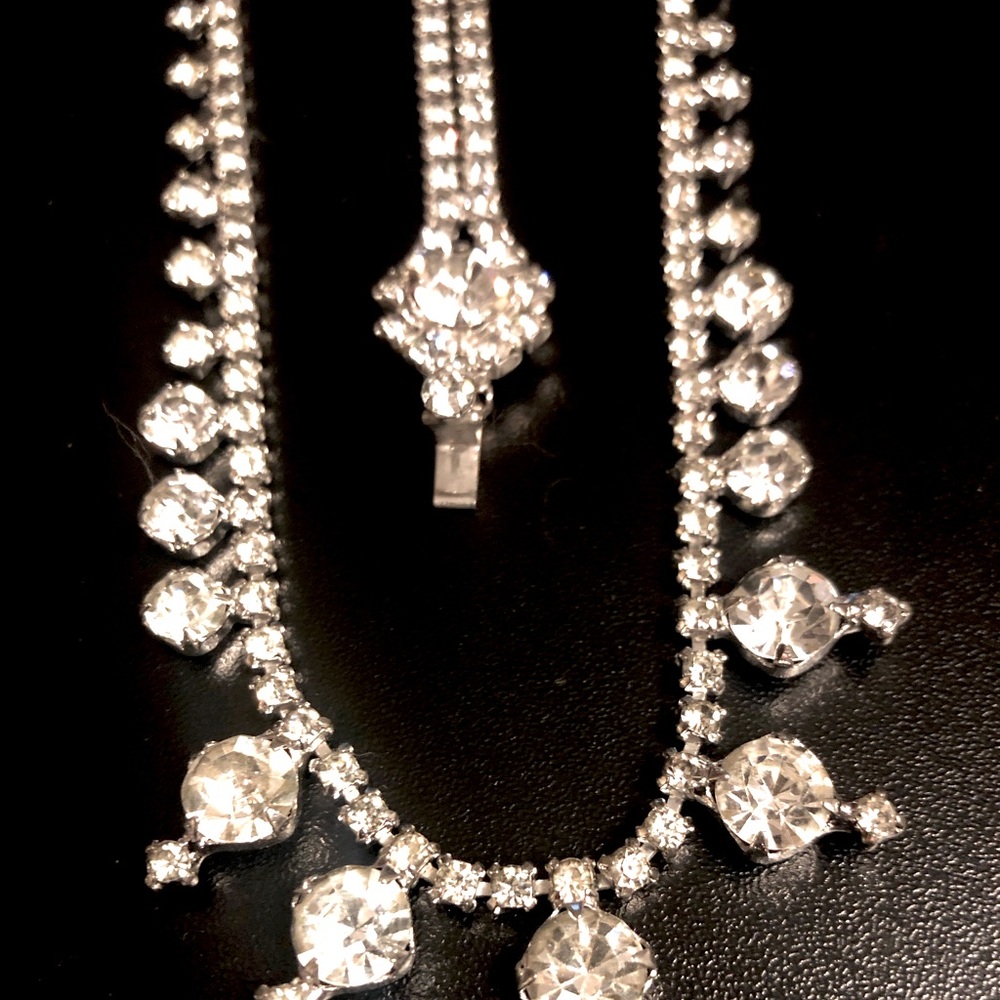 Vintage Rhinestone Necklace & Bracelet Set - Picture 6 of 7